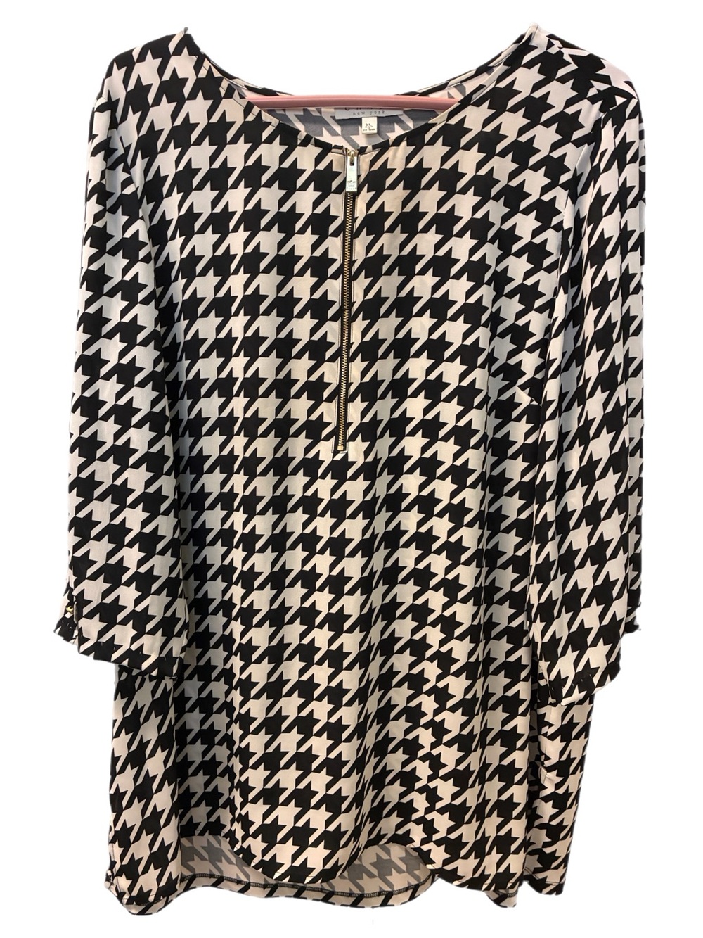 Chaus Black and White Houndstooth 3/4 Sleeve Top - Picture 2 of 6